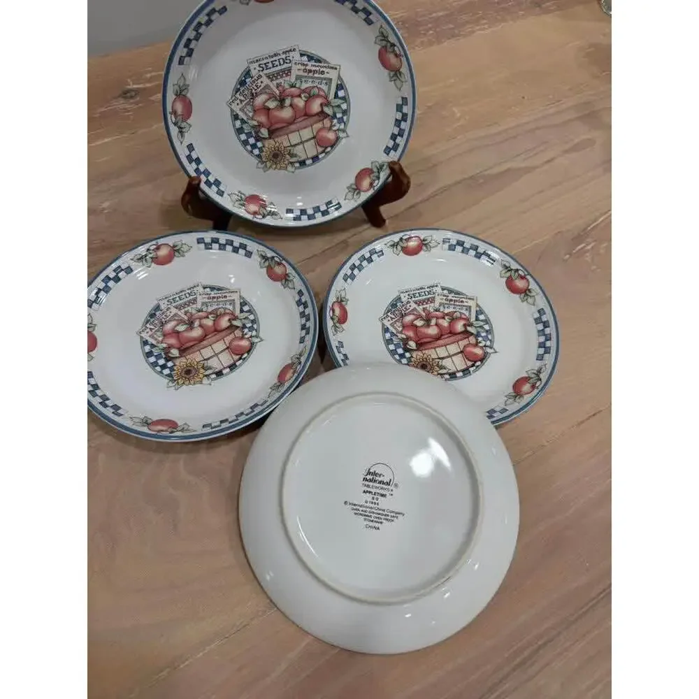 Vintage International Tableworks Appletime Stoneware Plates 1995